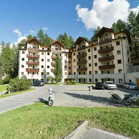 Chesa Ruinatsch Appartement *
